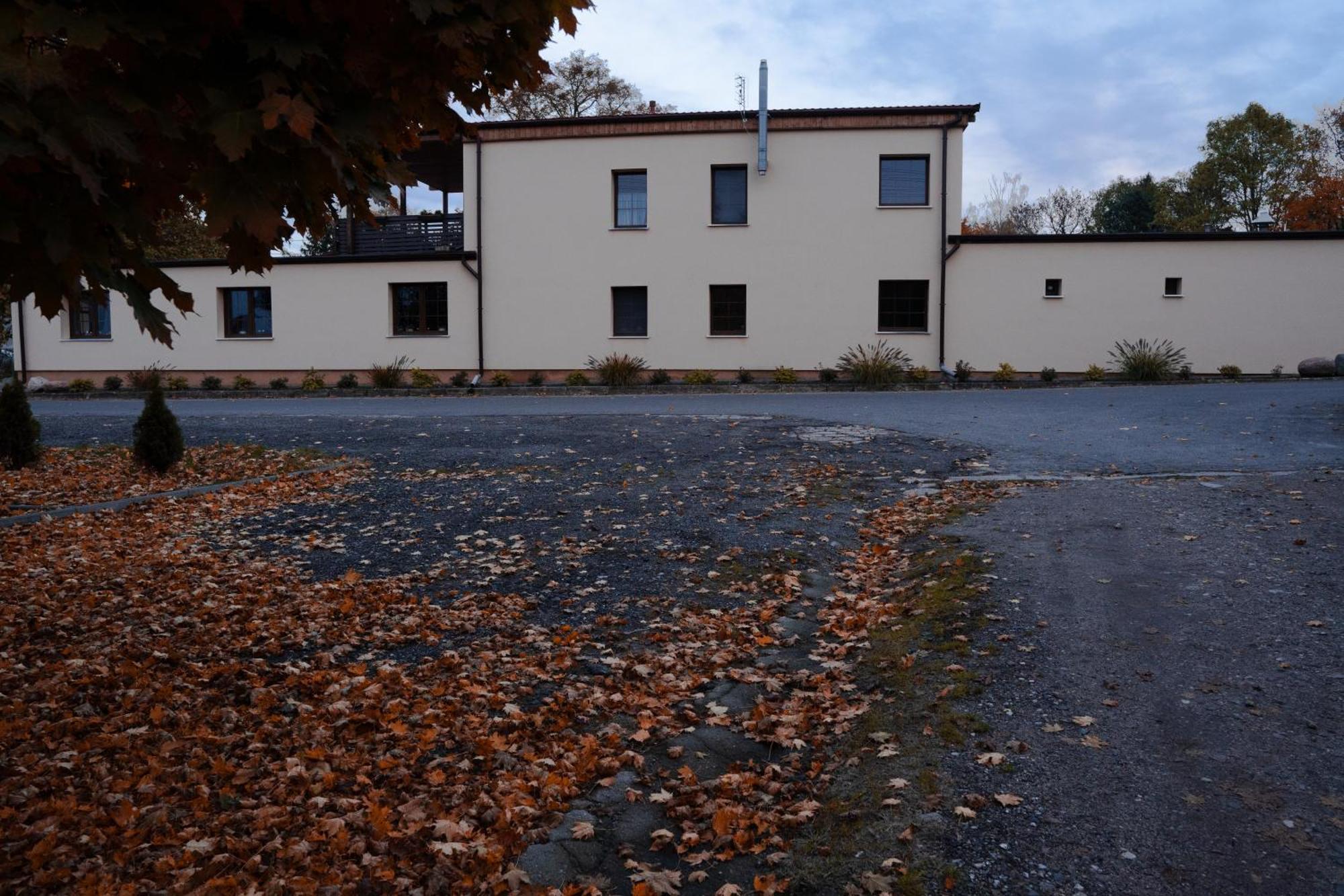 Uroczysko Olesnica Bed & Breakfast Chodzież Eksteriør bilde