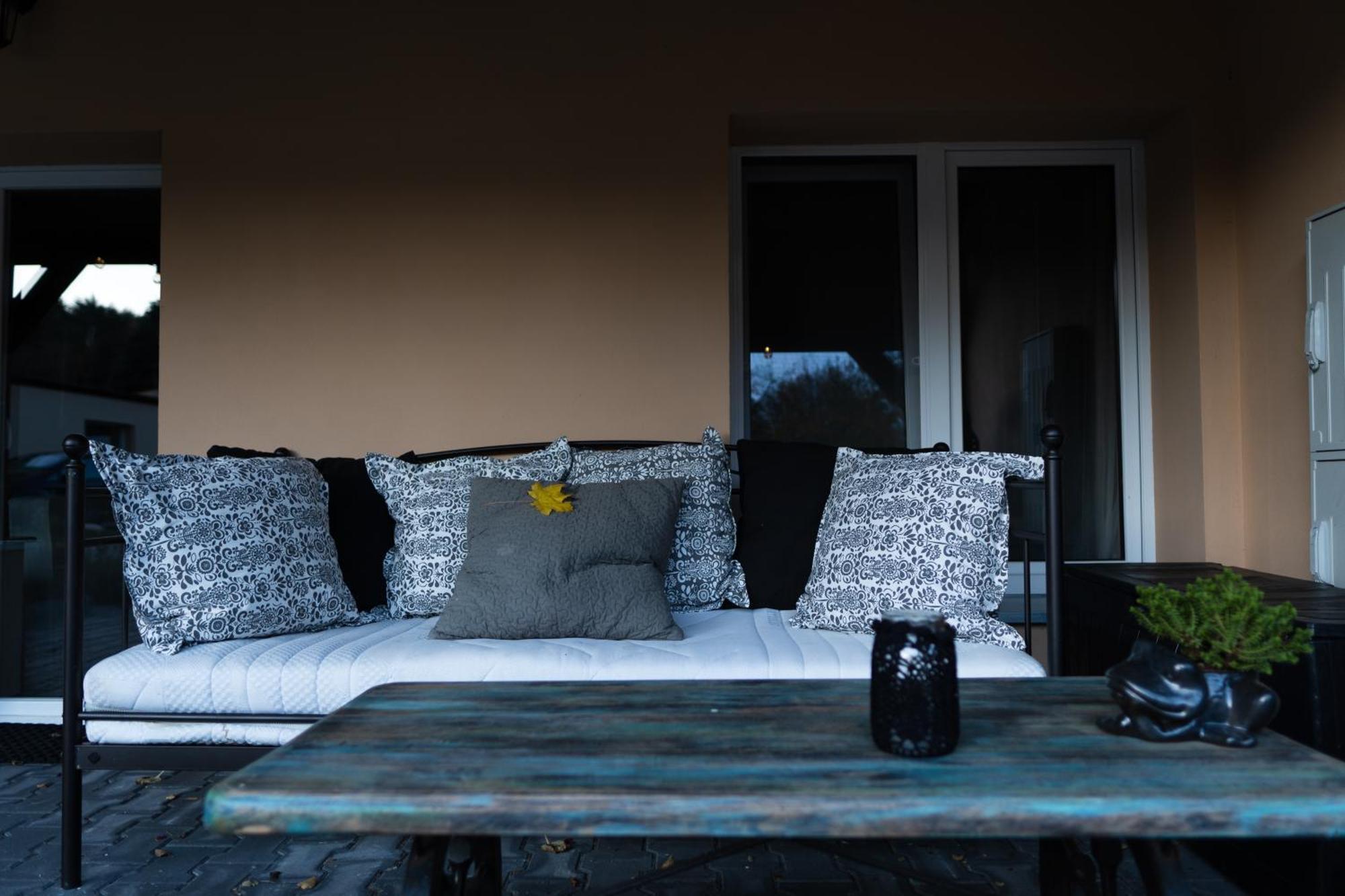 Uroczysko Olesnica Bed & Breakfast Chodzież Eksteriør bilde